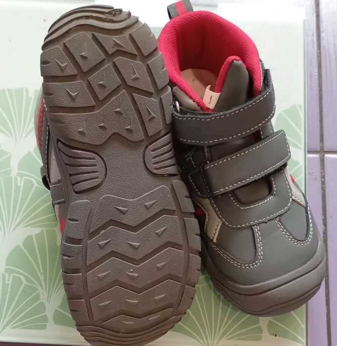 Обувки за момче 31 номер