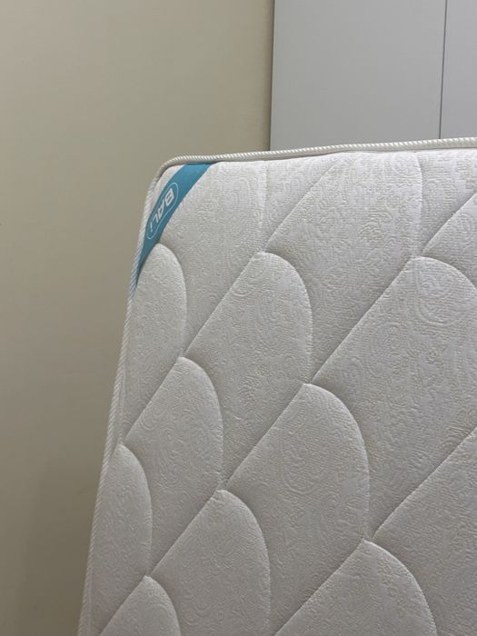 Продам спальный кровать