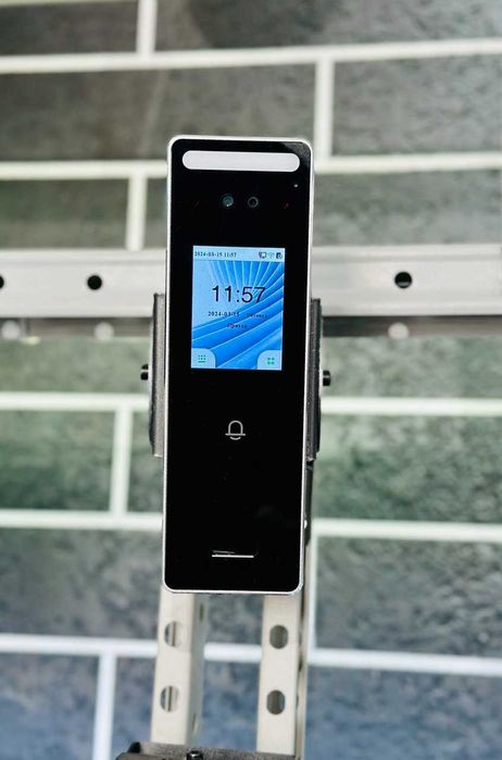 Vaqtni kuzatish yuz/barmoq izi