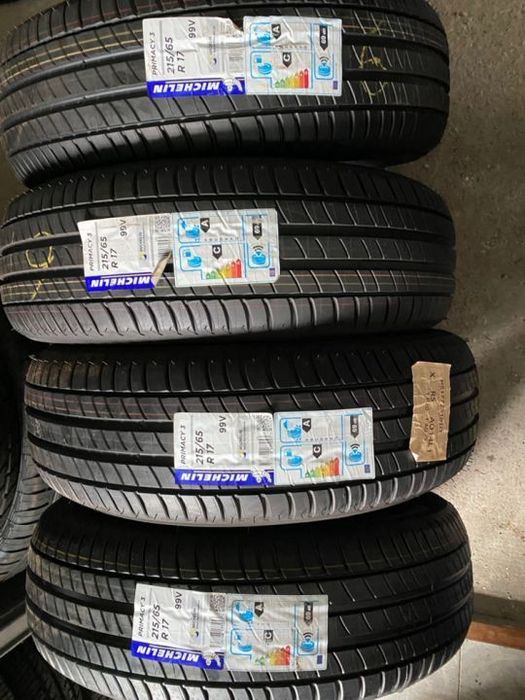 vand 4 anvelope 215/65/17 michelin de vară noi