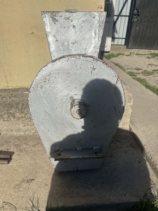 Moara pt faina si huroaie
