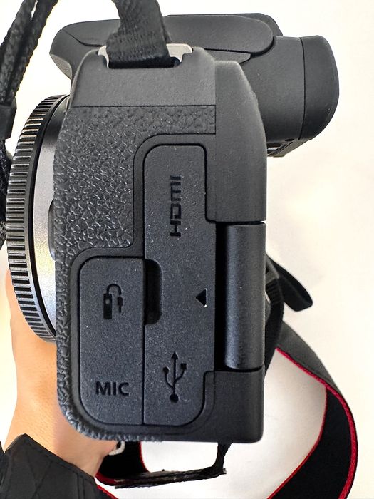 Canon EOS R10 + Obiectiv RF-S 18-150mm – Stare impecabilă Garanție F64