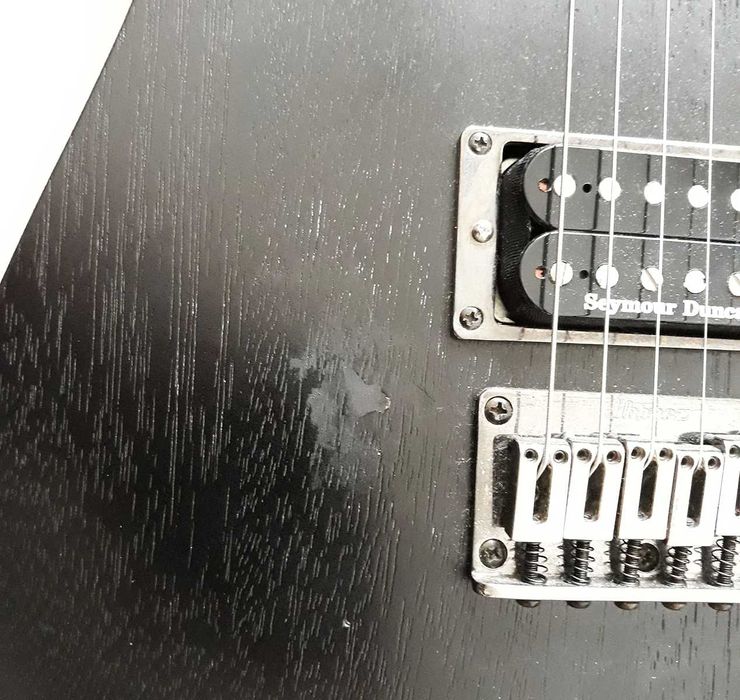 Chitară Ibanez RG321MH cu doze Seymour Duncan Distortion set