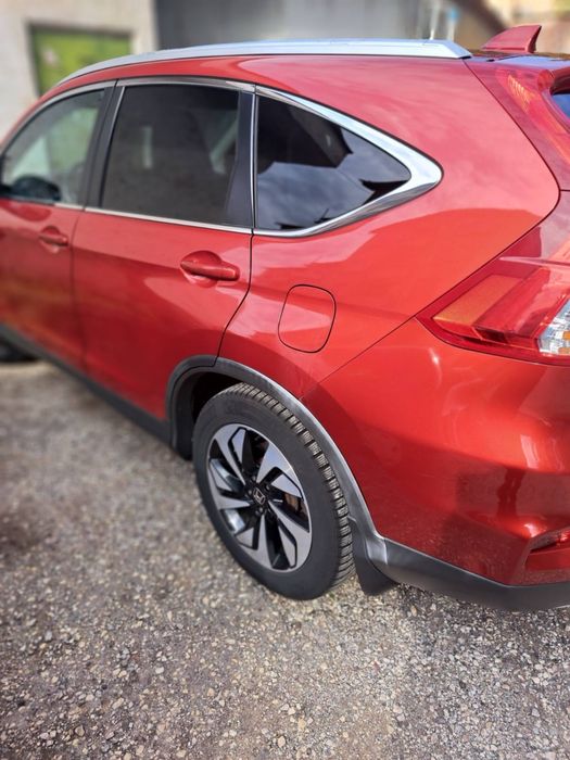 Продавам Honda CR -v