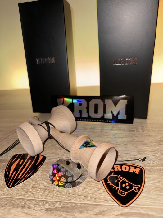 Ken Lambo shape KROM maple