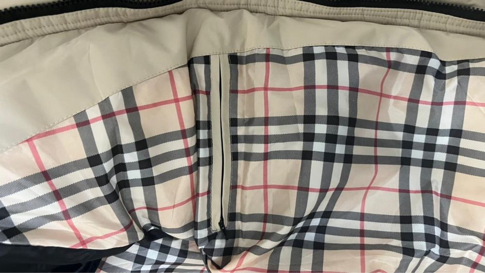 Куртка Berberry.