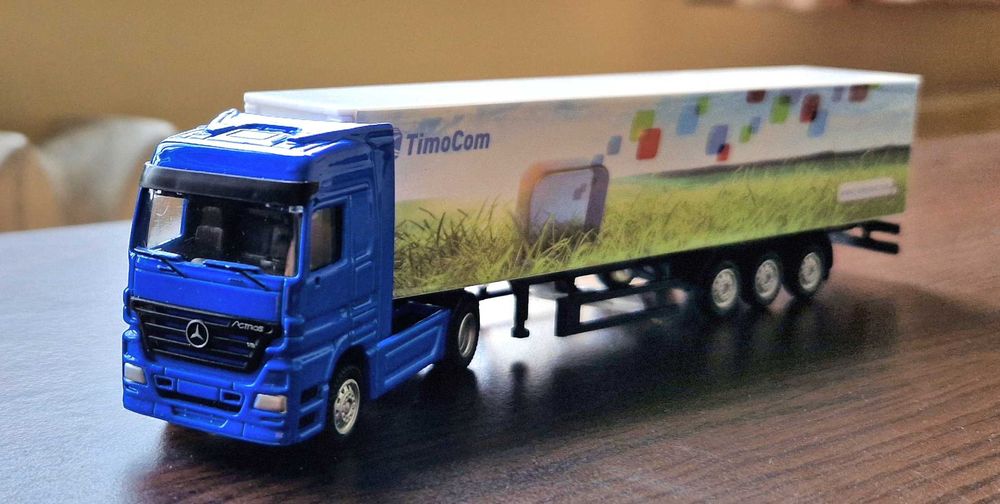 Продавам камионче Мерцедес