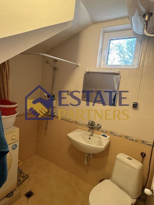 Къща в Пловдив, област-с.Гълъбово площ 186 цена 298000