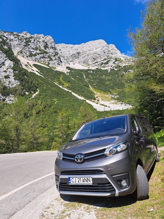 Închiriez/Închirieri van 7+1 locuri, dubă, microbuz