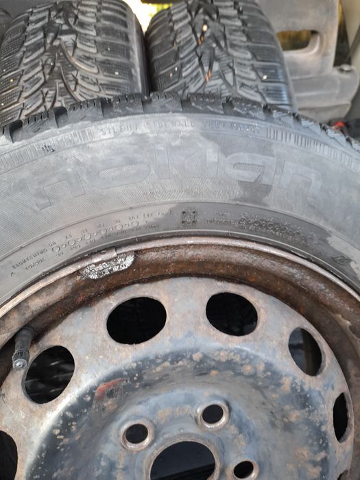 Продавам гуми с джанти