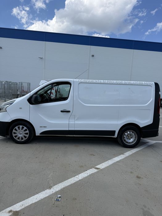 RENAULT Trafic 2015 — imagine 4