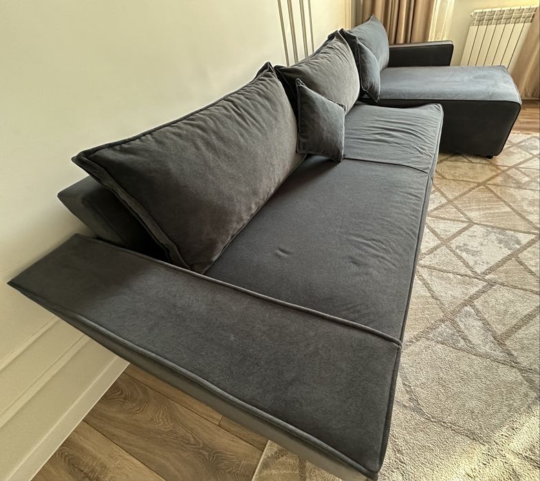 Угловой диван темно серый