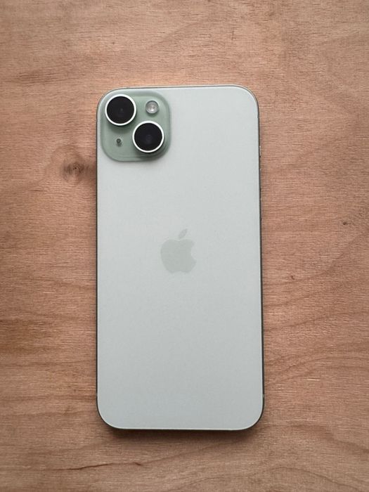 iPhone 15 plus Green