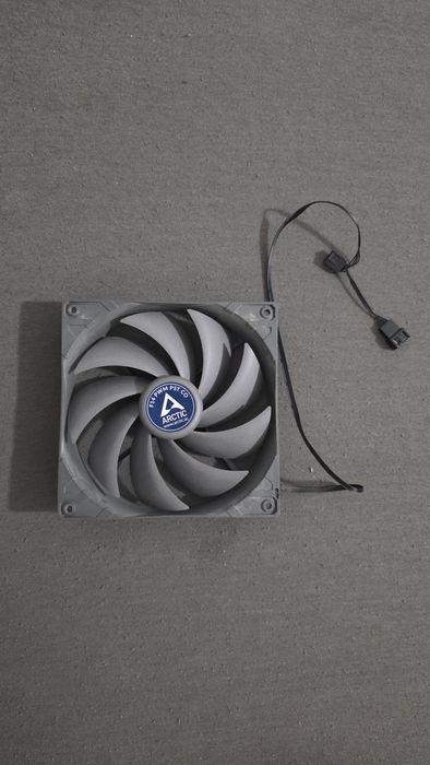 Вентилатори за компютър Noctua / Arctic