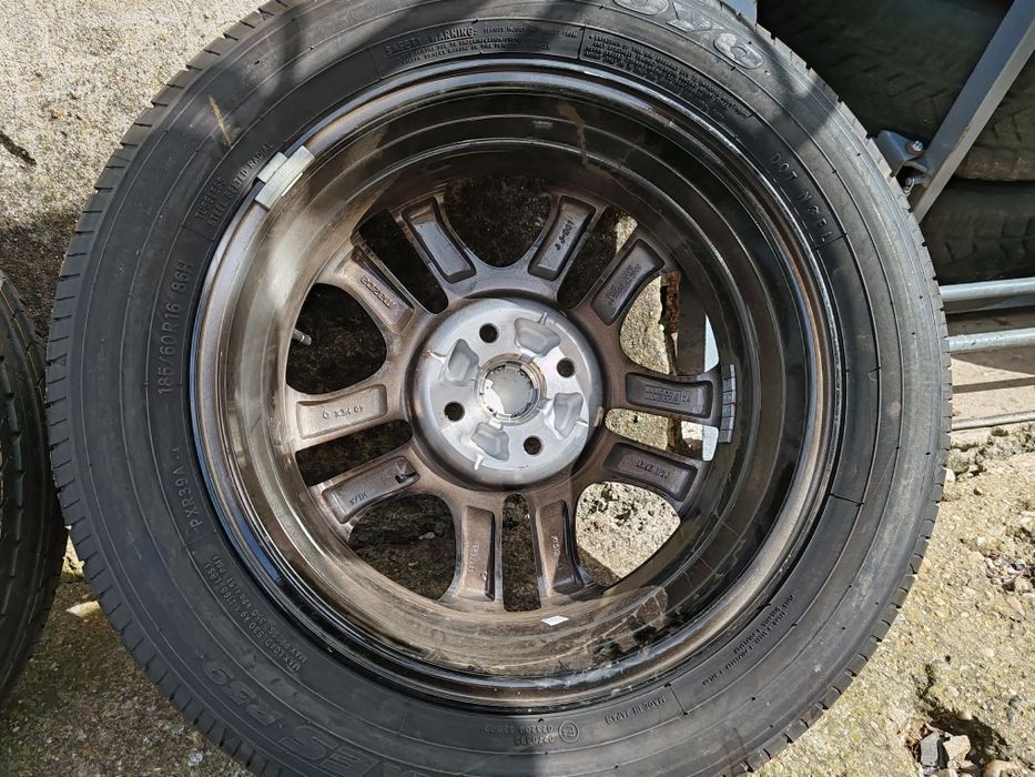 Mazda , Мазда 185/60/16 цола