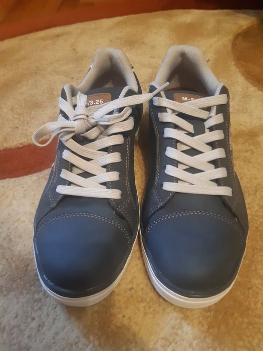 Pantofi Memphis One