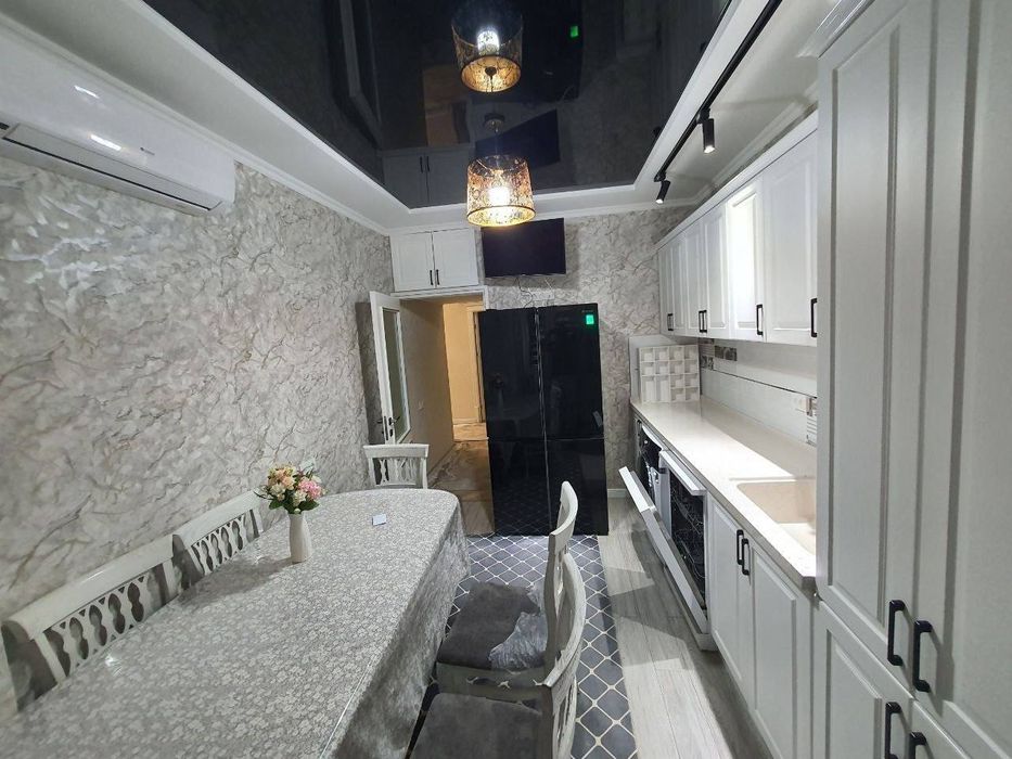 Срочно Сдаётся квартира Дархон метро Х.Олимжон 4-комн евро ремонт 110м