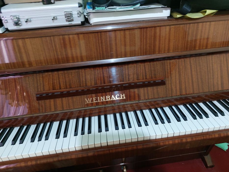 Фортепиано Weinbach