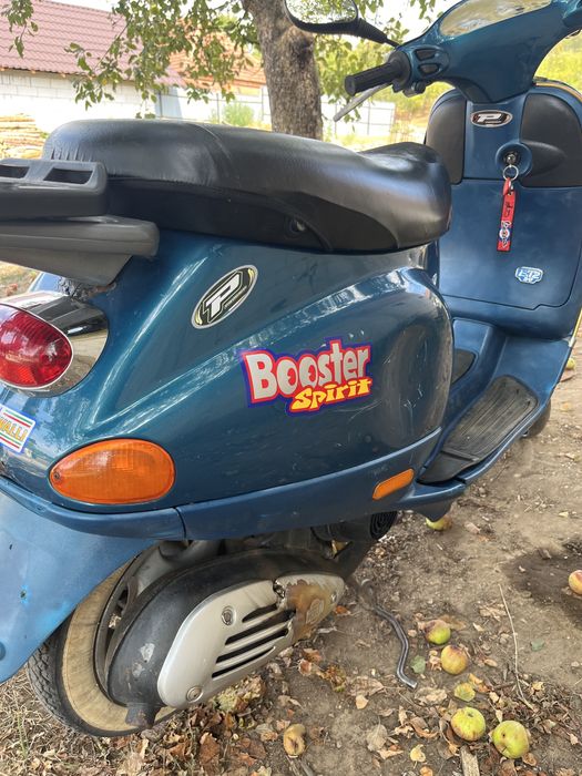 Dezmembrez scuter piaggio vespa et2