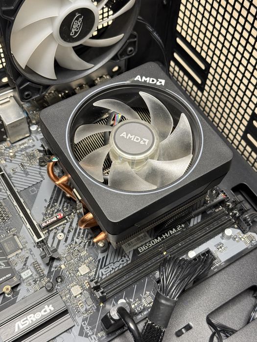 PC Gaming High-End – Ryzen 7 + RTX 4070 Ti Super 16GB + RAM 32GB DDR5