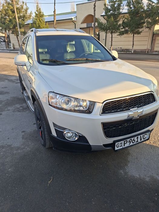 Срочно продаю каптиву 3