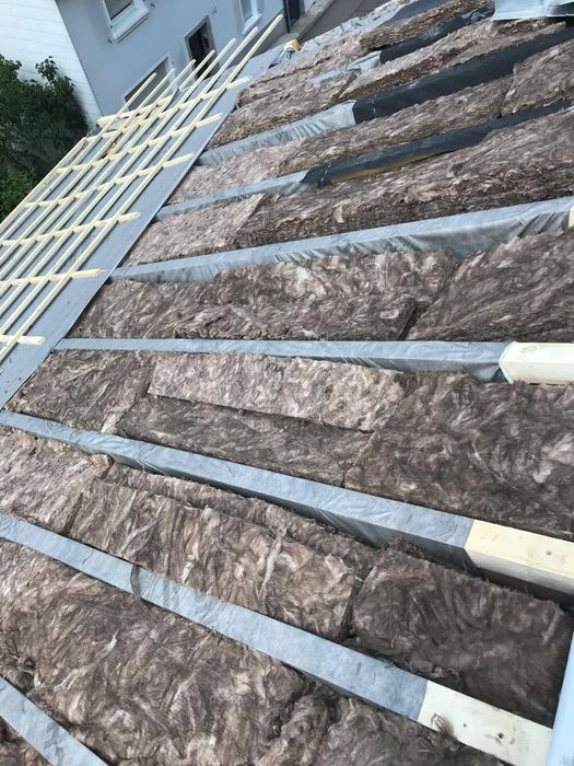 Executăm  Acoperișuri și Mansardari sistem complet