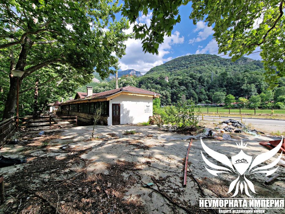 Продавам ресторант, кафе-аператив, заведение 260РЗП в с.Бачково