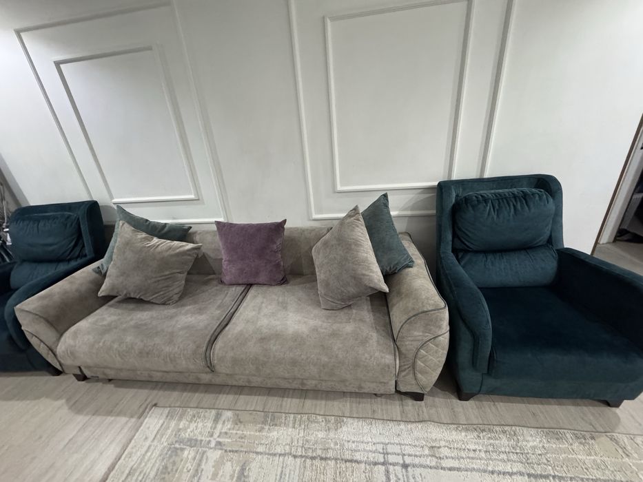 Диван с креслами