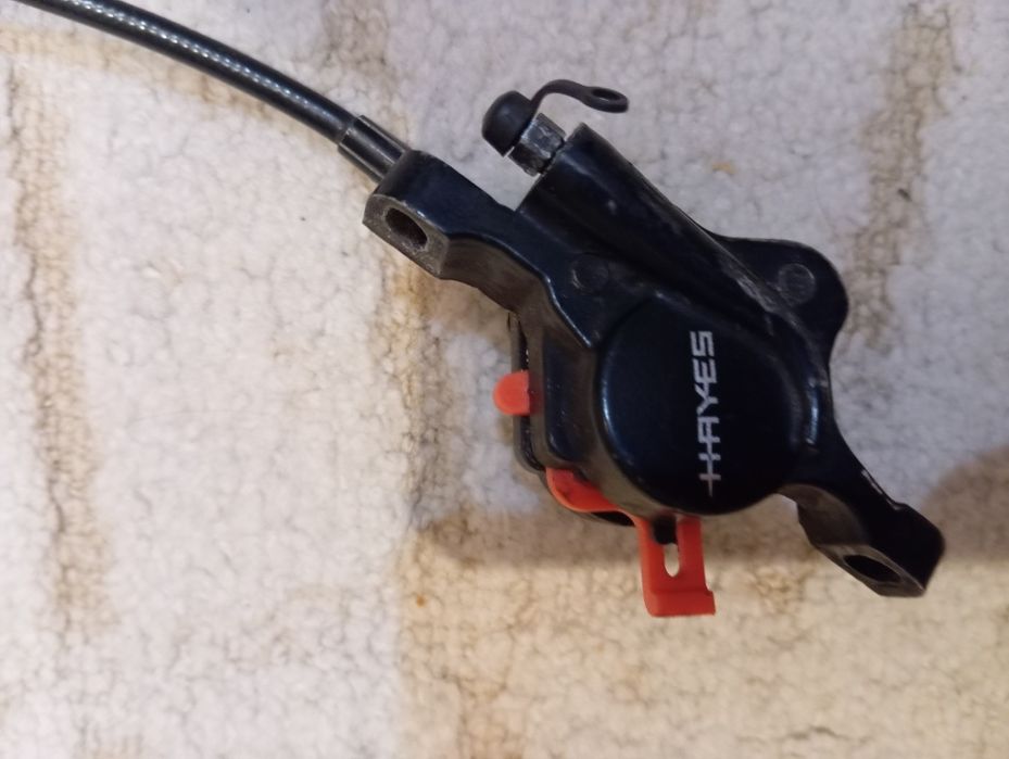 Продавам спирачки HAYES nine