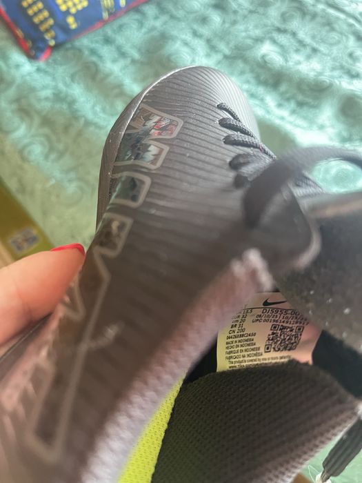 Обувки Nike 32 номер