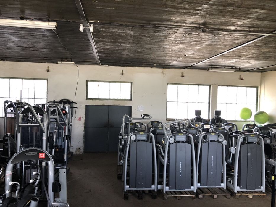 Depozit aparate fitness technogym
