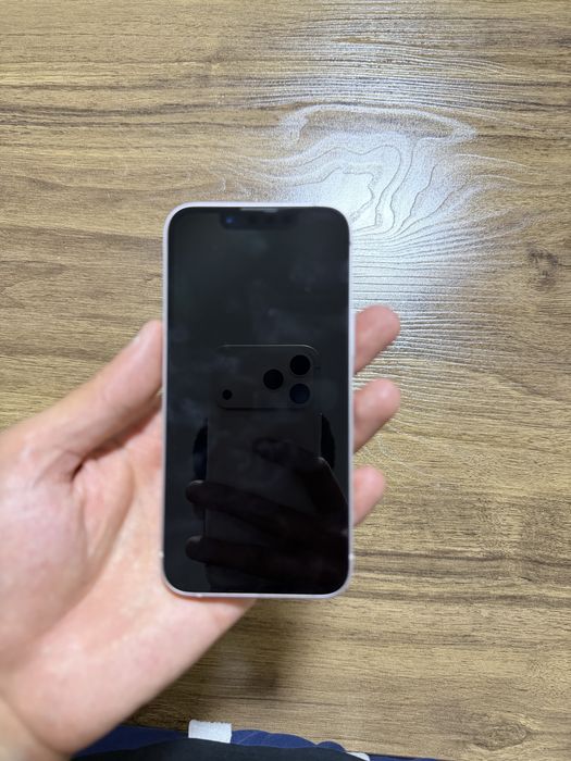 Iphone 13 mini pink