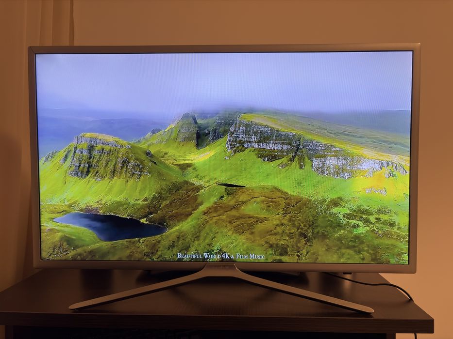 TV Samsung Smart 32 inch (80 cm)