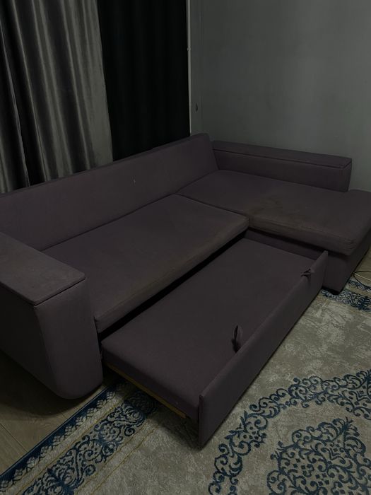 Продаю угловой диван