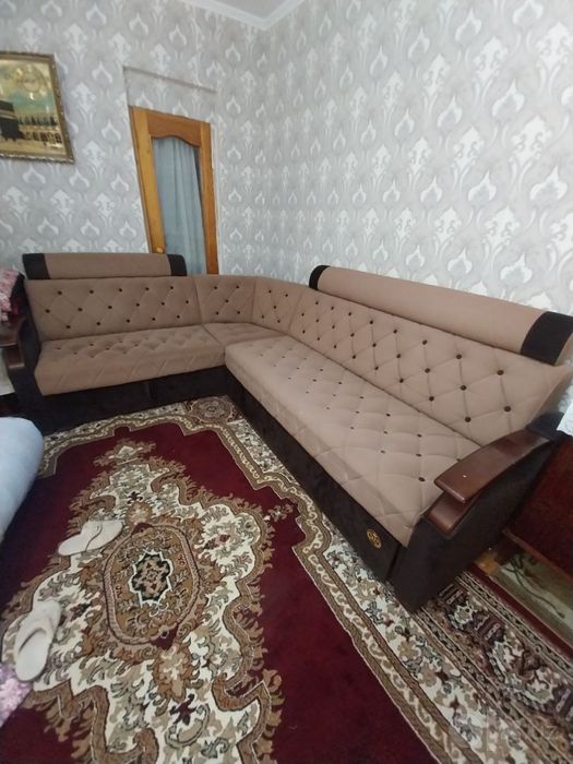 Диван сотилади Диван продаётся