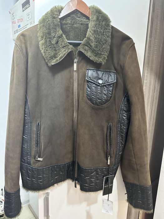 Haina din piele naturala Emporio Armani Noua cu eticheta