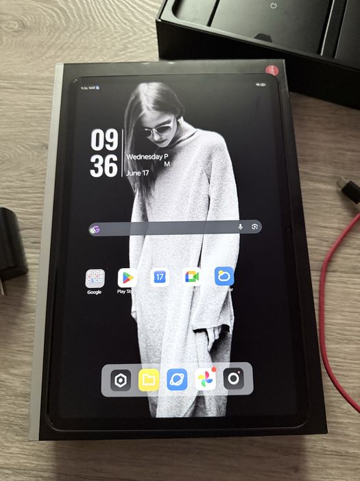 продам игровой планшет 10 дюймов Nubia Pad Pro (144Hz) 8 gen3