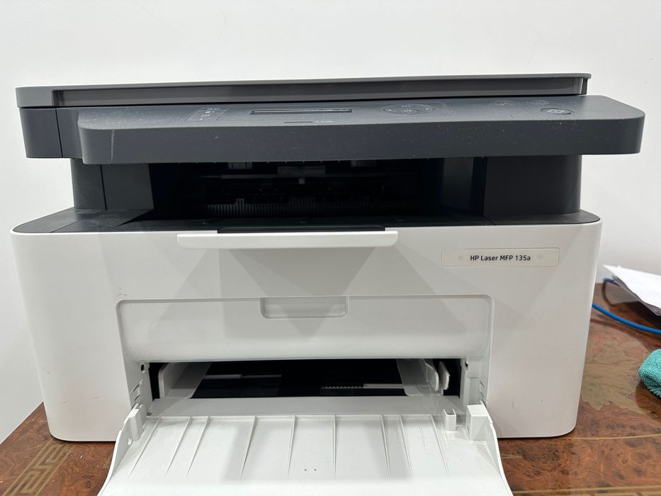 Принтер HP Laser MFP 135a