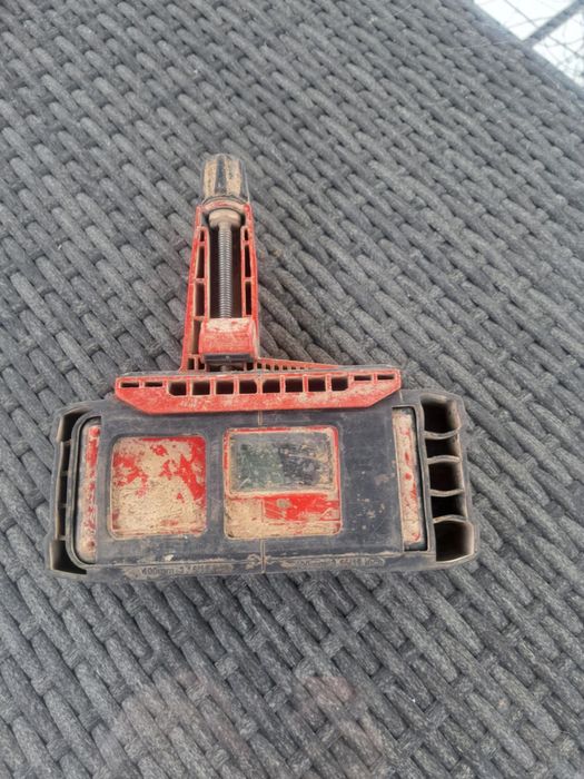 Laser HILTI PR2-HS in stare buna de functionare