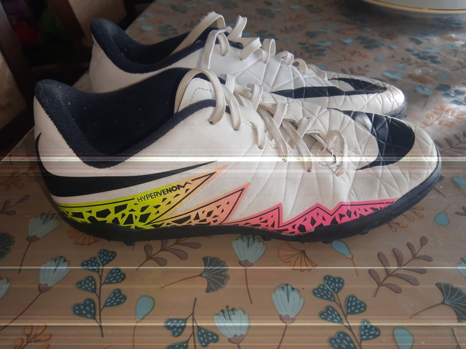 Стоножки  за футбол Nike