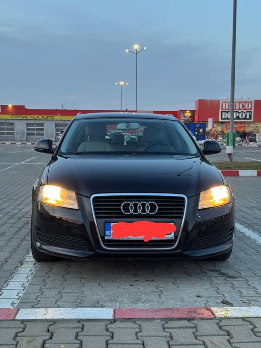 Vând Audi A3 2010
