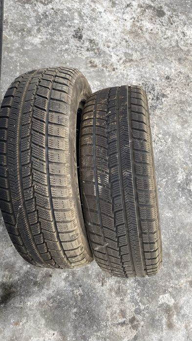Продам шины 2 комплекта новые