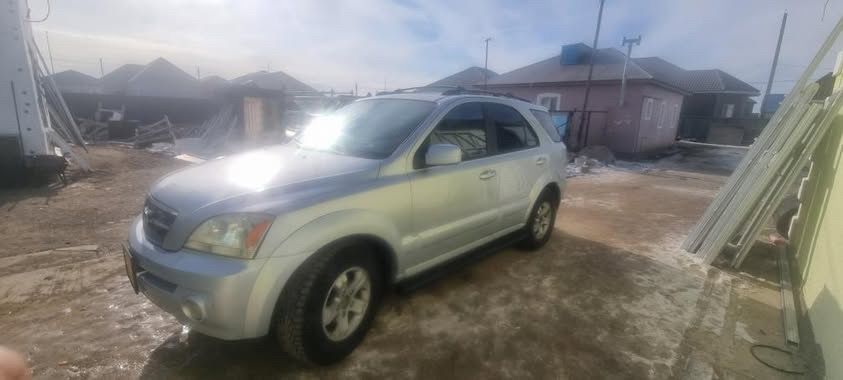 Продам машину киа моренто