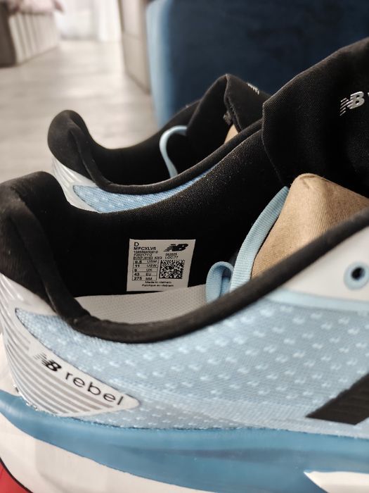 New Balance Fuelcell rebel v4 43 Noi