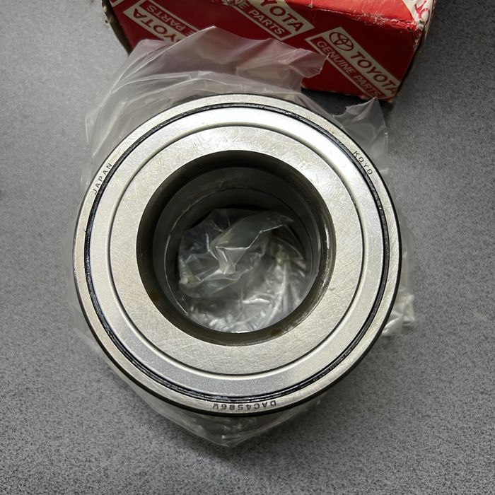 Новый ориг подшипник ступицы тоета лексус