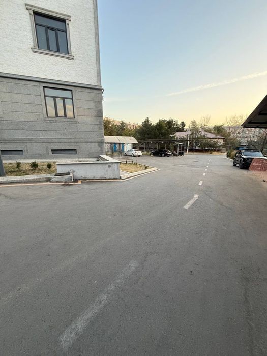 дуплекс Юнсабадиский рн ,9-й квартал 220кв