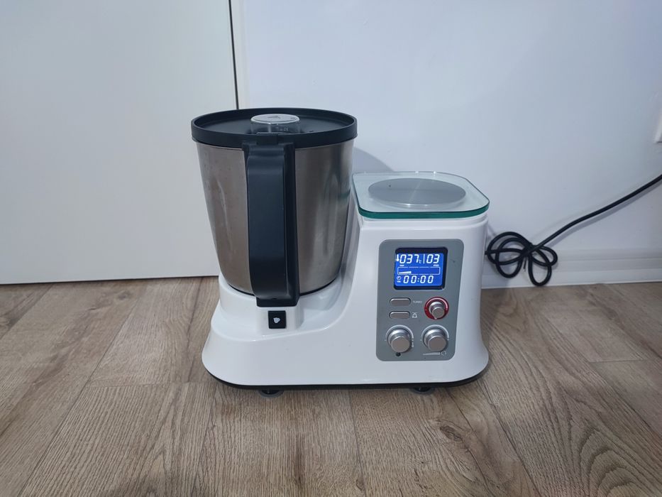 Robot bucatarie Quigg cantar reglaje rotatie cutit, temperatura, timp