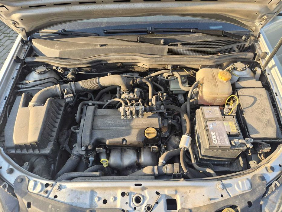Vand Opel Astra H Hatchback 2006 1.4 Benzina + GPL (perfectă pentru Glovo, Tazz, Wolt, etc)