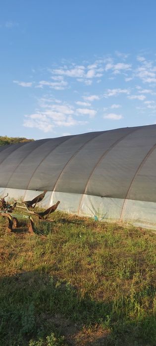 vând sau schimb cu animale solar,prasitoare ,tocatoare