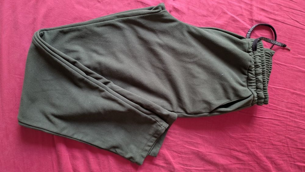 Pantaloni trening catifea s/m